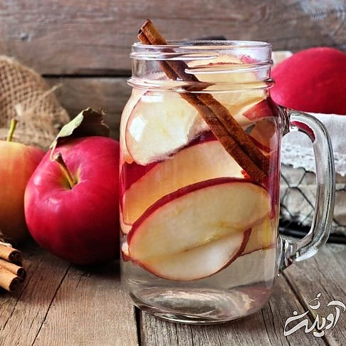 دتاکس واتر سیب و دارچین